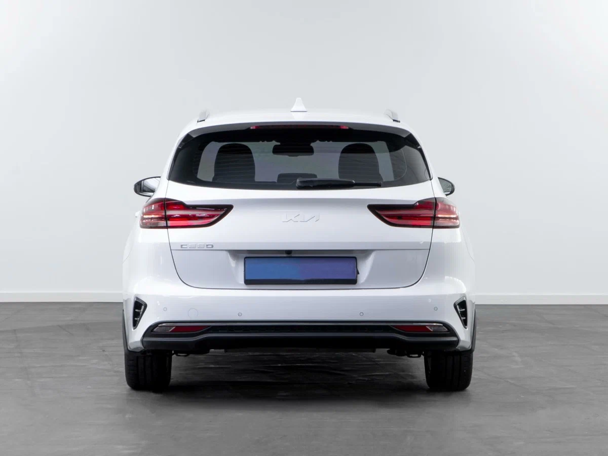 KIA Ceed SW - Изображение №4