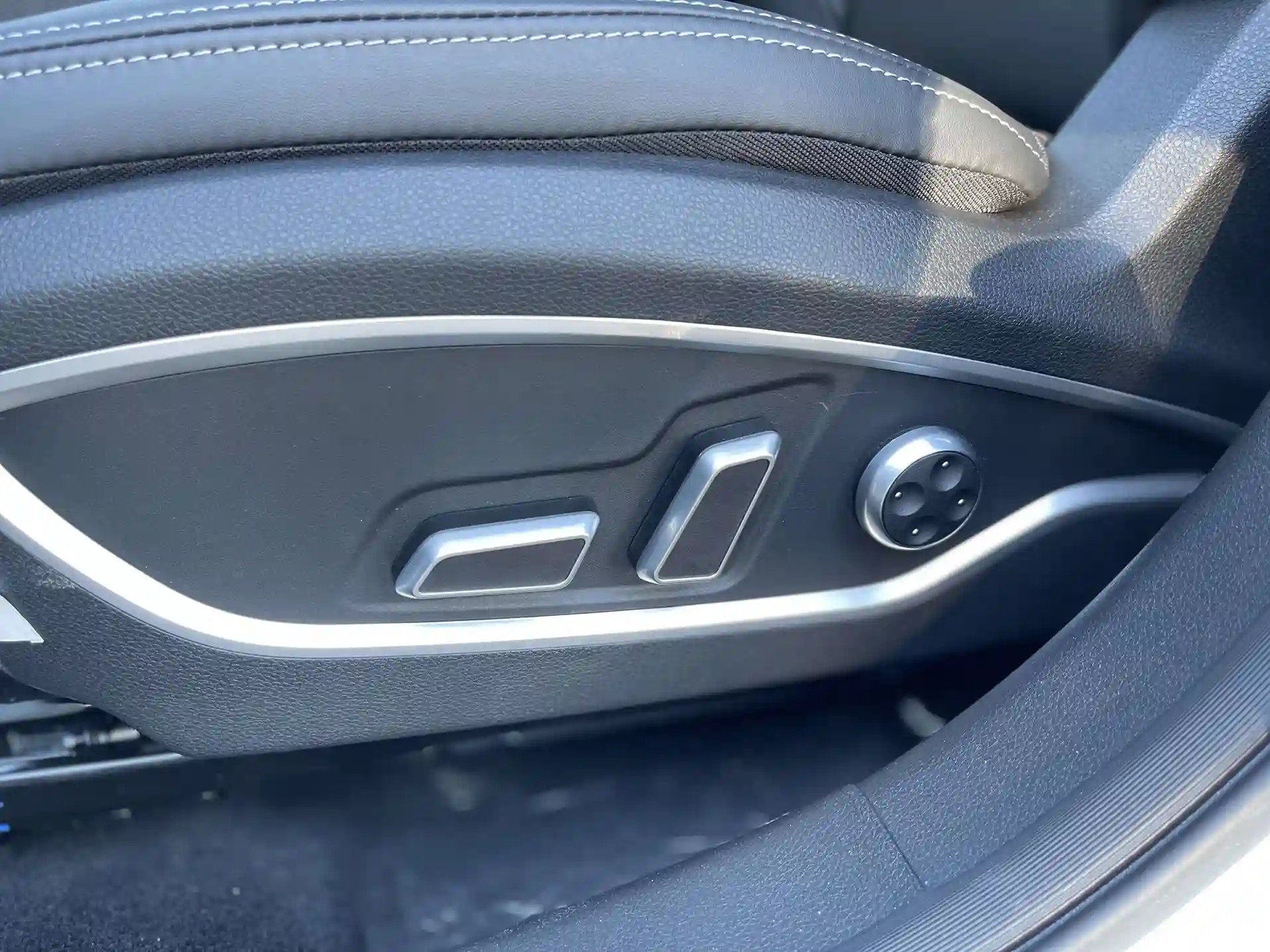 Dongfeng DFSK ix5 - Изображение №16