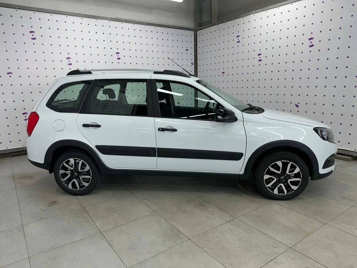 Lada Granta Cross - Изображение №7