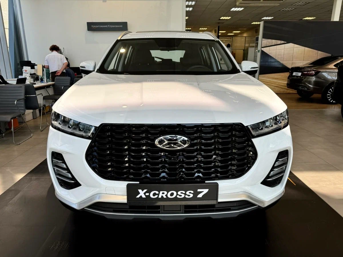 Автомобили XCITE X-CROSS 7 по сниженной цене