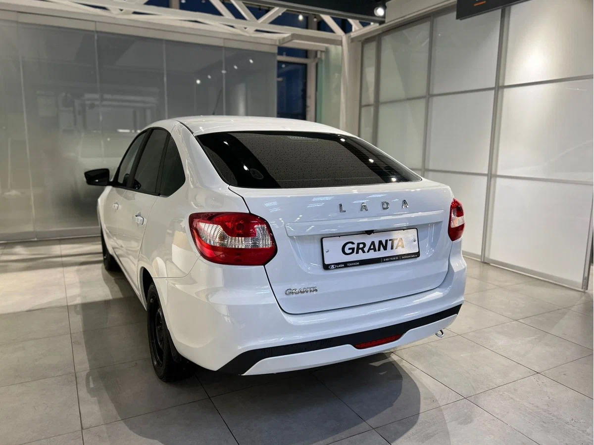 Новый авто Lada Granta Лифтбек в кредит