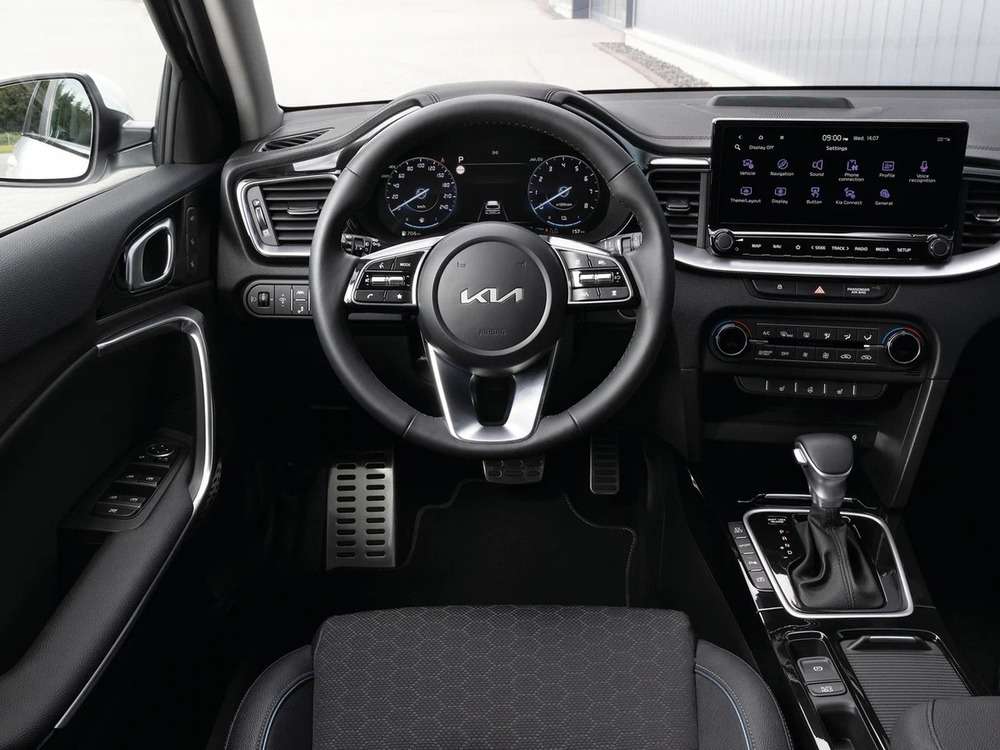 KIA Ceed SW - Изображение №13