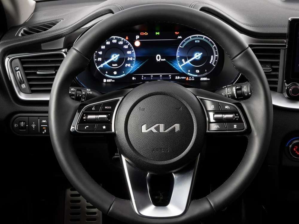 KIA Ceed SW - Изображение №15